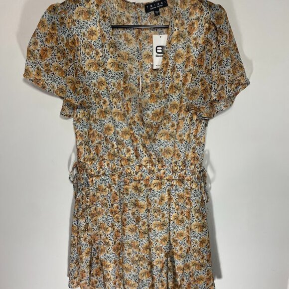 Trixxi Clothing Company Multicolored Floral Romper - Picture 1 of 5